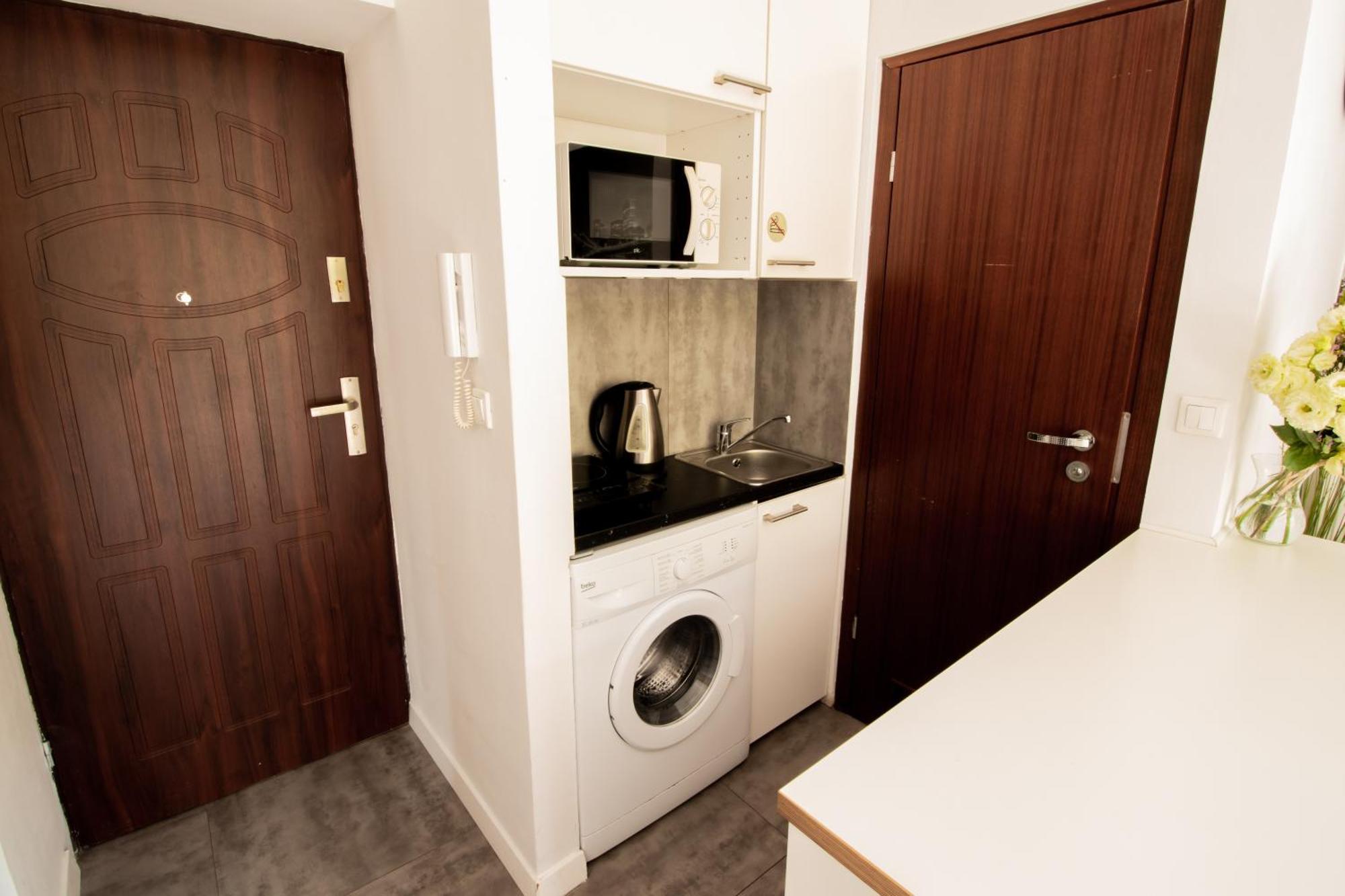 Piotrapartments - Big City Life Apartments In Central Warszawa ภายนอก รูปภาพ