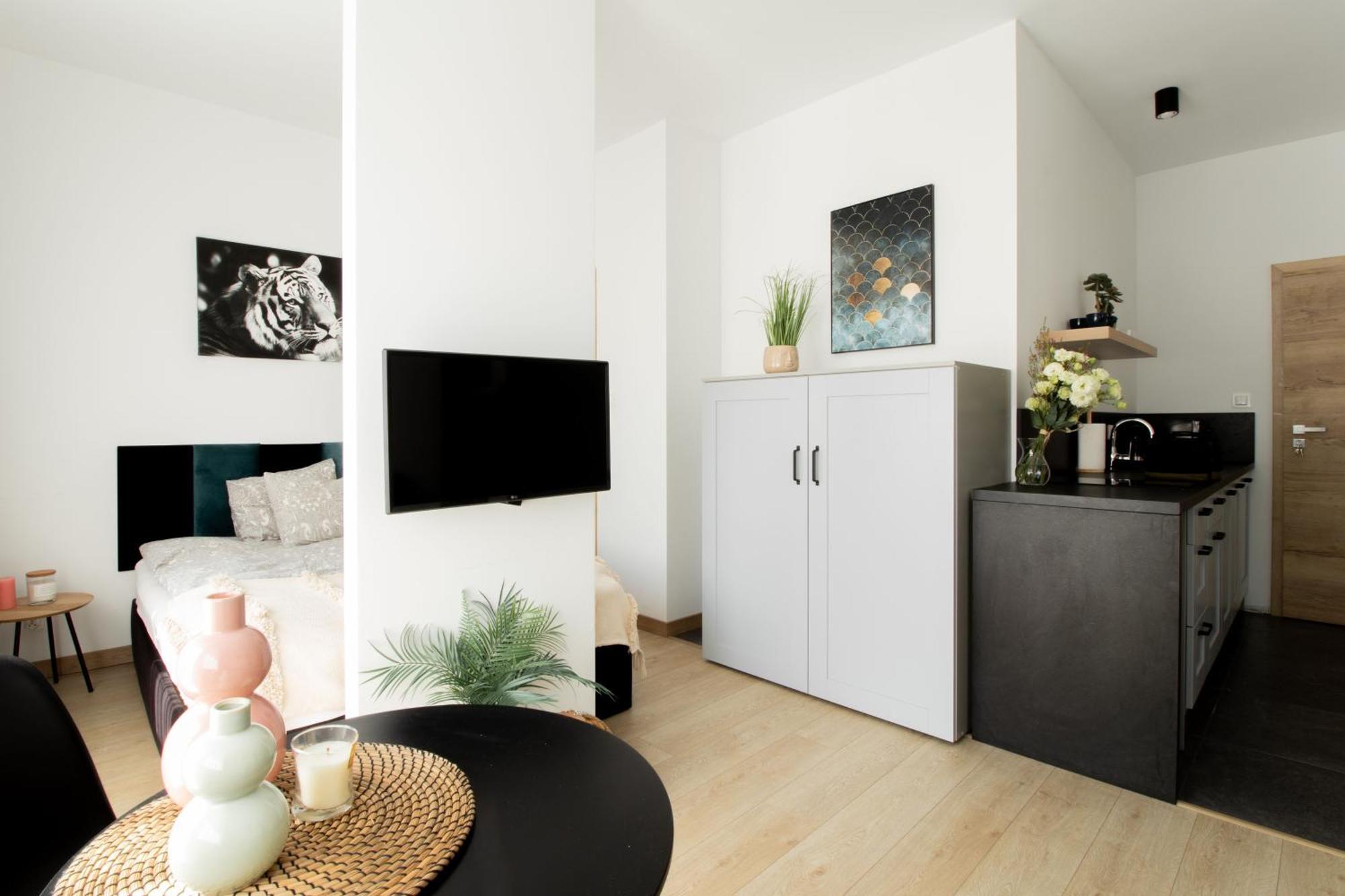 Piotrapartments - Big City Life Apartments In Central Warszawa ภายนอก รูปภาพ